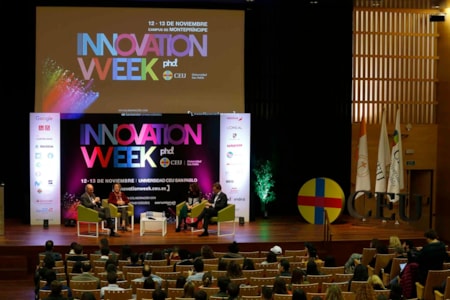 Inauguracion Aula Magna Innovation Week