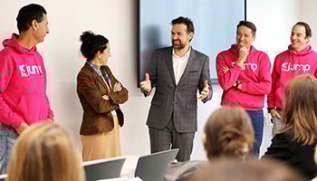 Aula CEU-Empresa - The Jump