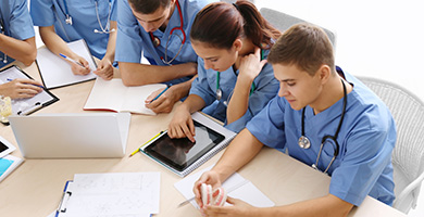 Servicio medicina - CEU Social