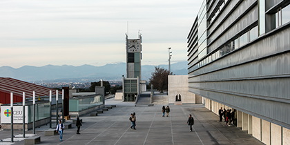 Información de Admisión de Grados