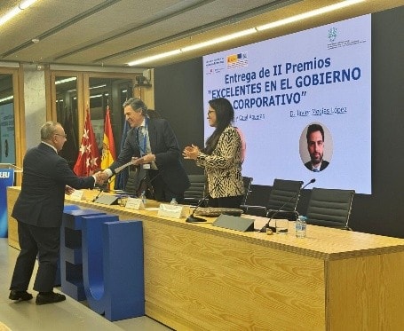 Premio "Excelentes en el gobierno corporartivo"