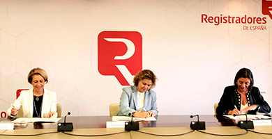 Firma convenio Patrocinio Colegio Registradores de Espana - CEU San Pablo