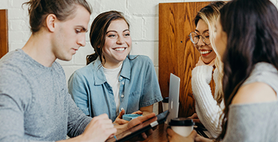 Bachelor of Arts in Business - Information Systems stream por la Dublin Business School