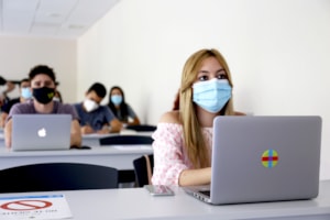 La pandemia acelera y consolida la transformación digital de las Universidades CEU 