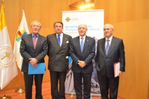 El Aula Política presenta la reforma constitucional que ve necesaria para recuperar España