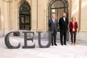 Acuerdo de adscripción del Real Centro Universitario Escorial-María Cristina