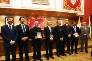 Presentado el libro ‘Cincuenta años de la CEE' 