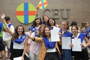 Más de 200 alumnos internacionales se despiden de la Universidad 