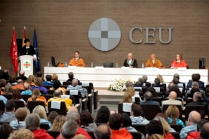 La Universidad inaugura el curso académico con una decidida apuesta por la calidad 