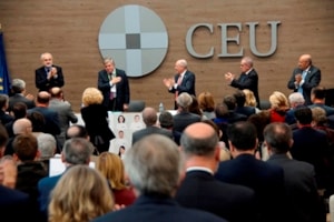 Leopoldo López Gil clausura el XVIII Congreso Católicos y Vida Pública