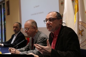 Un catedrático de Amberes analiza la Segunda Guerra Mundial desde la perspectiva nazi