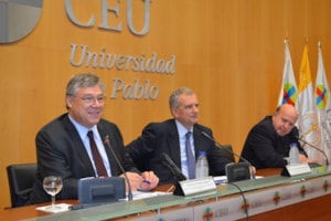 El presidente de los Consejos de Estado de Suiza afirma que un ciudadano con un sentido justo de su identidad es capaz integrarla en otras