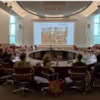 Debatiendo sobre impuestos y medio ambiente - 15696