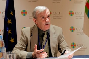 Vuelve la novela policíaca clásica