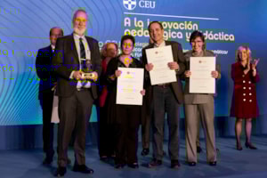Premio a la innovación y la labor investigadora y docente