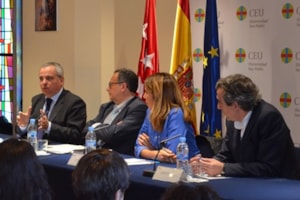 Función política de los medios en la sociedad red