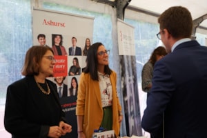 Alumno y empresa, cada vez más cerca