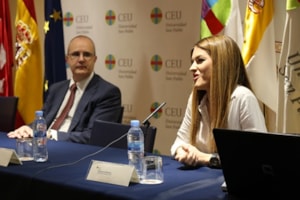 Alumnos de Comunicación presentan el proyecto ‘Rewind’