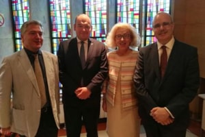 Conferencia del viceministro de Asuntos Exteriores del Gobierno de Polonia