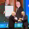 El ‘Aula Política’ premia el sacrificio, la generosidad y el compromiso humano - 17608