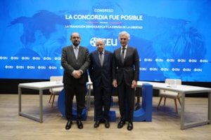 Alfonso Guerra: “The PP and PSOE must learn to work together again, we must recover the spirit of ’78”