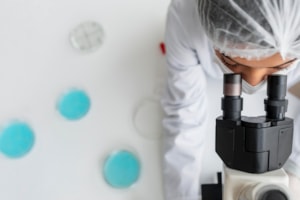 La albúmina, pieza clave en la defensa del cuerpo frente a la mucormicosis