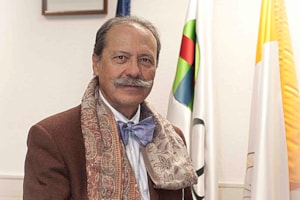 Un profesor de Derecho publica un ensayo sobre 'la mafia rusa'