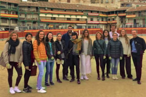 Alumnos de Arquitectura exponen sus proyectos sobre el tejido artesanal de Chinchón