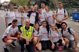 Casi 20 años de colaboración de la Universidad en la ‘EDP Rock ‘n’ Roll Maratón y ½’