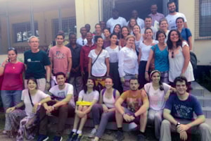 El CEU se vuelca con Makeni