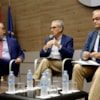 politicos en conferencia de migracion