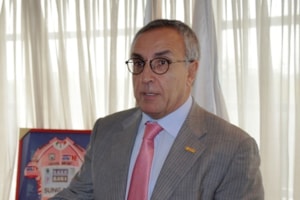 La Facultad de Derecho aborda la importancia social y económica del Deporte