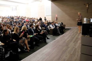 Carme Artigas apunta a la necesidad de dotar de un corpus ético y moral a la Inteligencia Artificial 