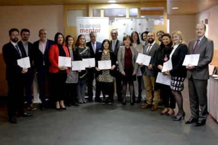 Entrega diplomas business mentoring