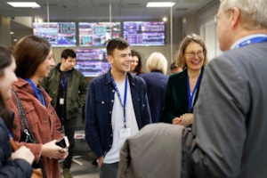 Profesores de universidades internacionales abordan en el CEU las últimas tendencias sobre economía