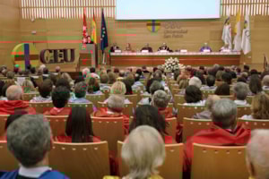 Más de 50 nacionalidades conviven este curso en la Universidad