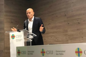 Hay que sumar jóvenes periodistas con visiones nuevas a las redacciones