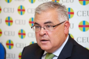 Gregorio Varela premiado por la Academia Internacional de Gastronomía