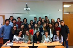 La directora del MET International de Boston University recibe a los alumnos del Programa CEU-Boston