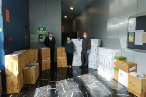 La Universidad dona su material de protección sanitaria 