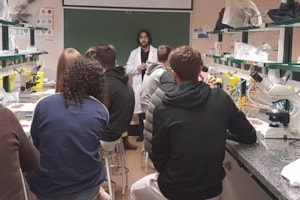 La Universidad y Cofares colaboran en la formación para el reconocimiento de las Prácticas Tuteladas de Farmacia