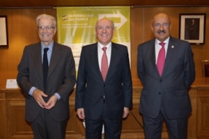 Antonio Garrigues Walker defiende la humanidad y la ética frente a los cambios científicos y tecnológicos 