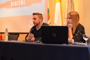 El director de `Bliver´ enseña los alumnos de Comunicación a diseñar su propio canal de Youtube 